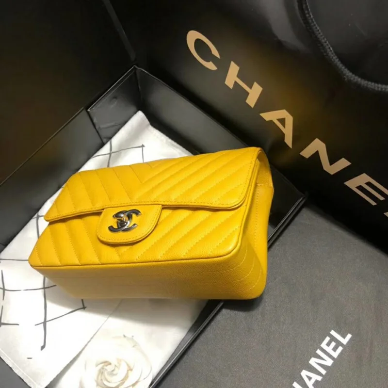 Chanel Chevron Caviar Leathe 20Cm Class-Flap Bag 1116