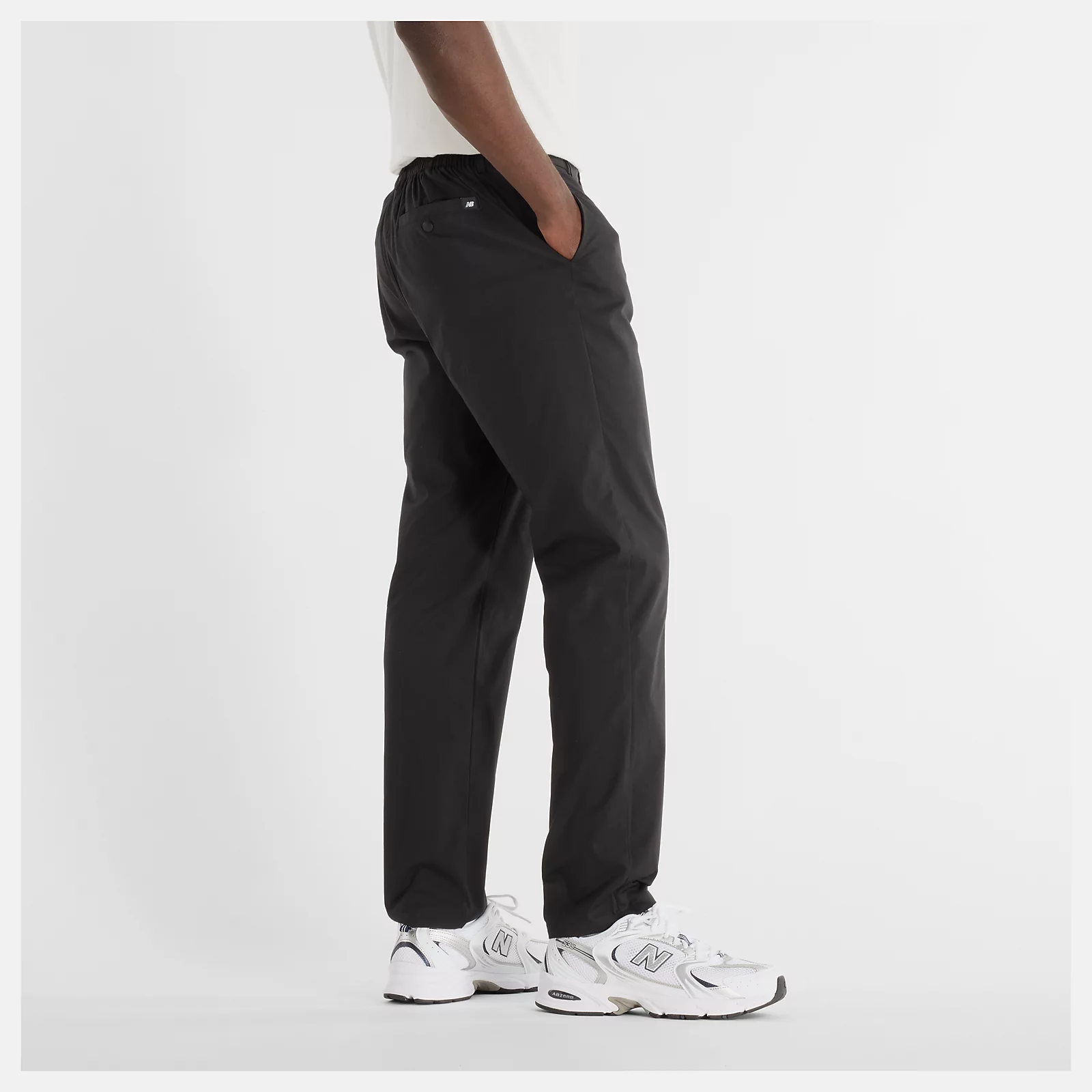 Athletics Standard Tapered Pant 32