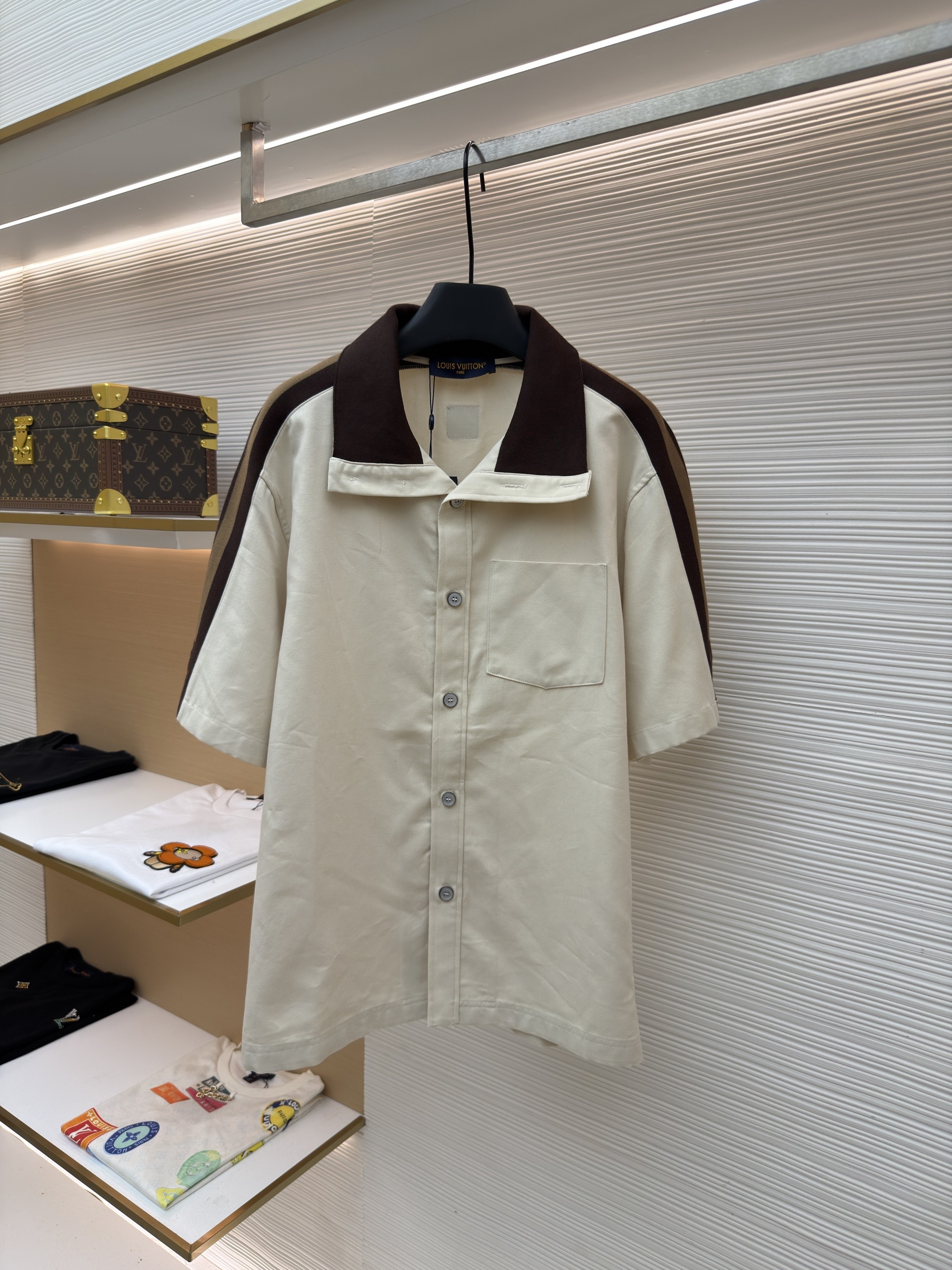 L X V Striped short sleeves