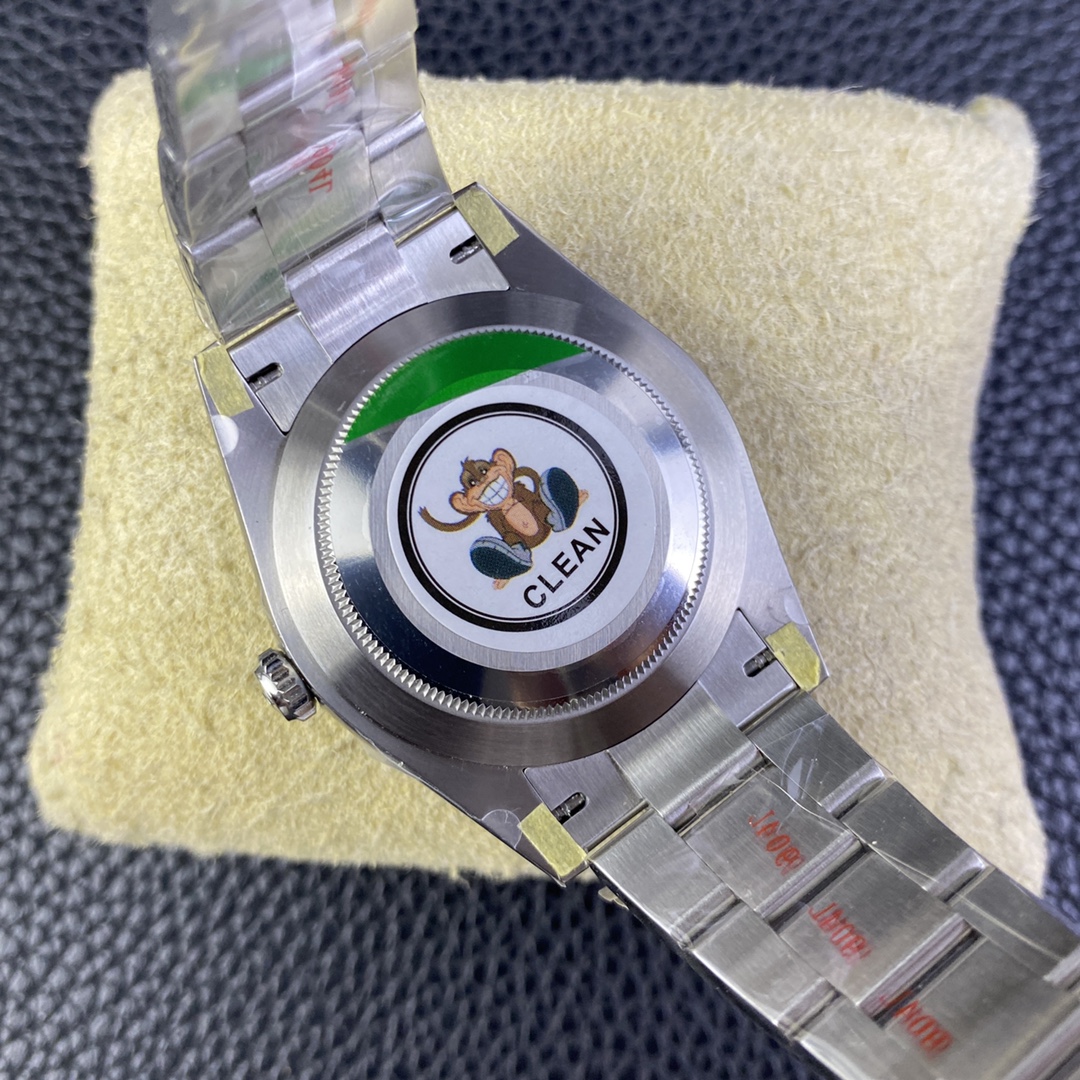 Rolex Oyster Perpetual 41 Green Dial 124300 0005 Men's Watch