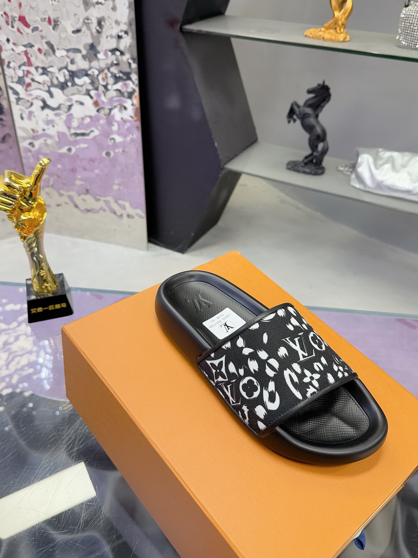 L X V SLIPPERS detail 5