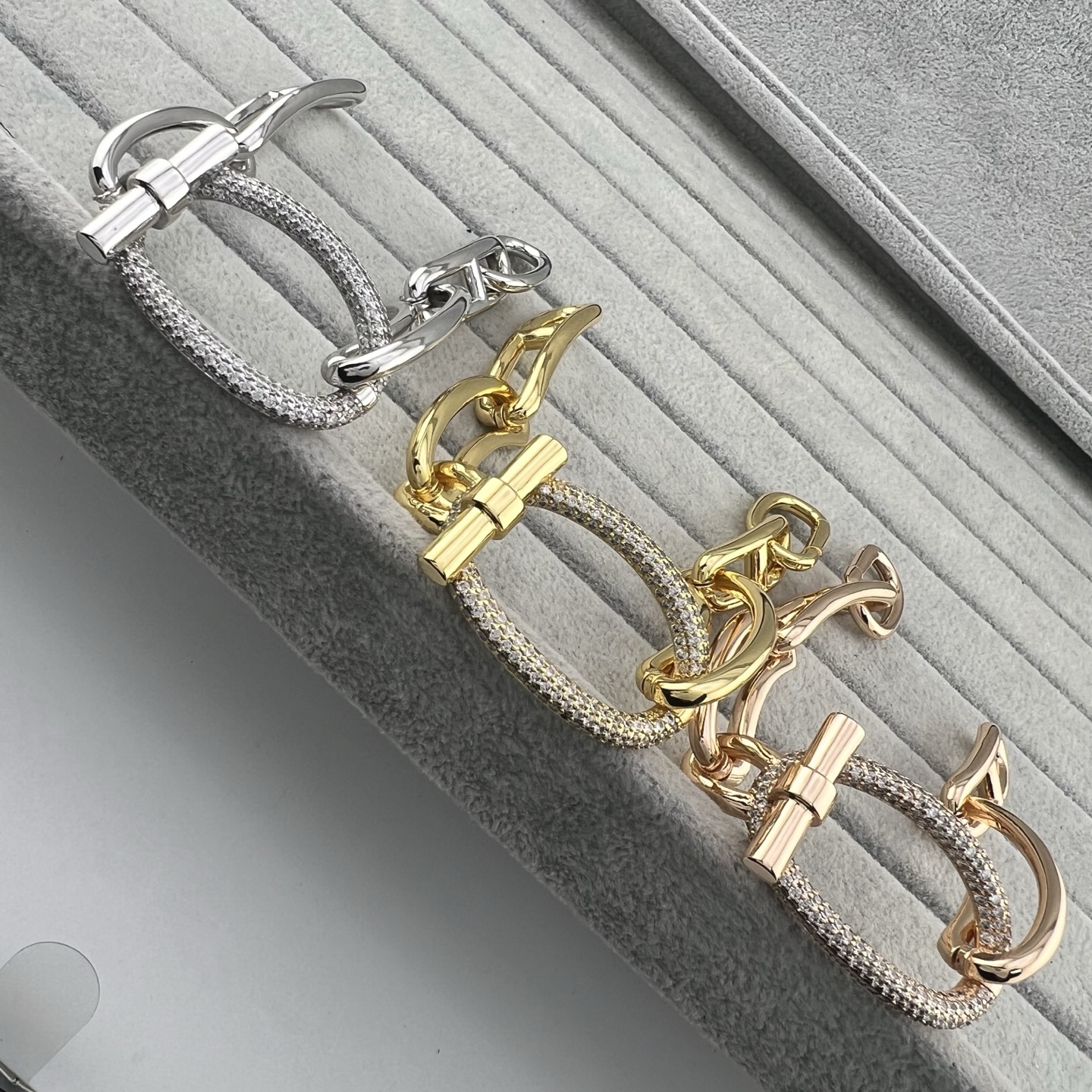 Chaine d'Ancre Enchainée Pave Bracelet - Artisantouchss
