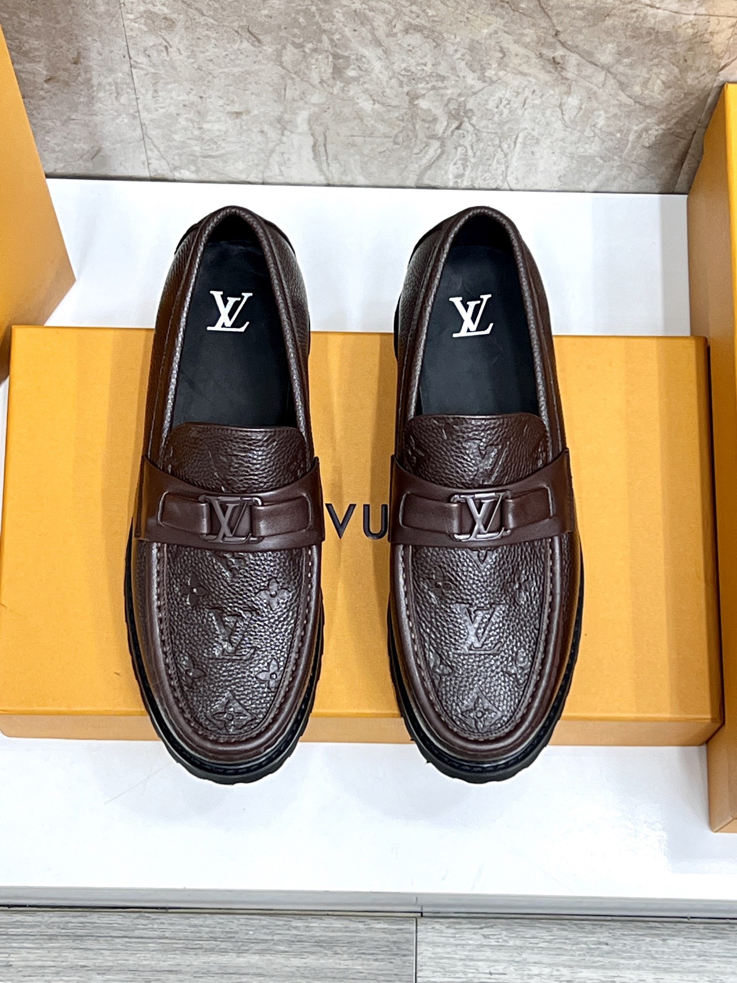 L X V Men's new high qualityLoafers