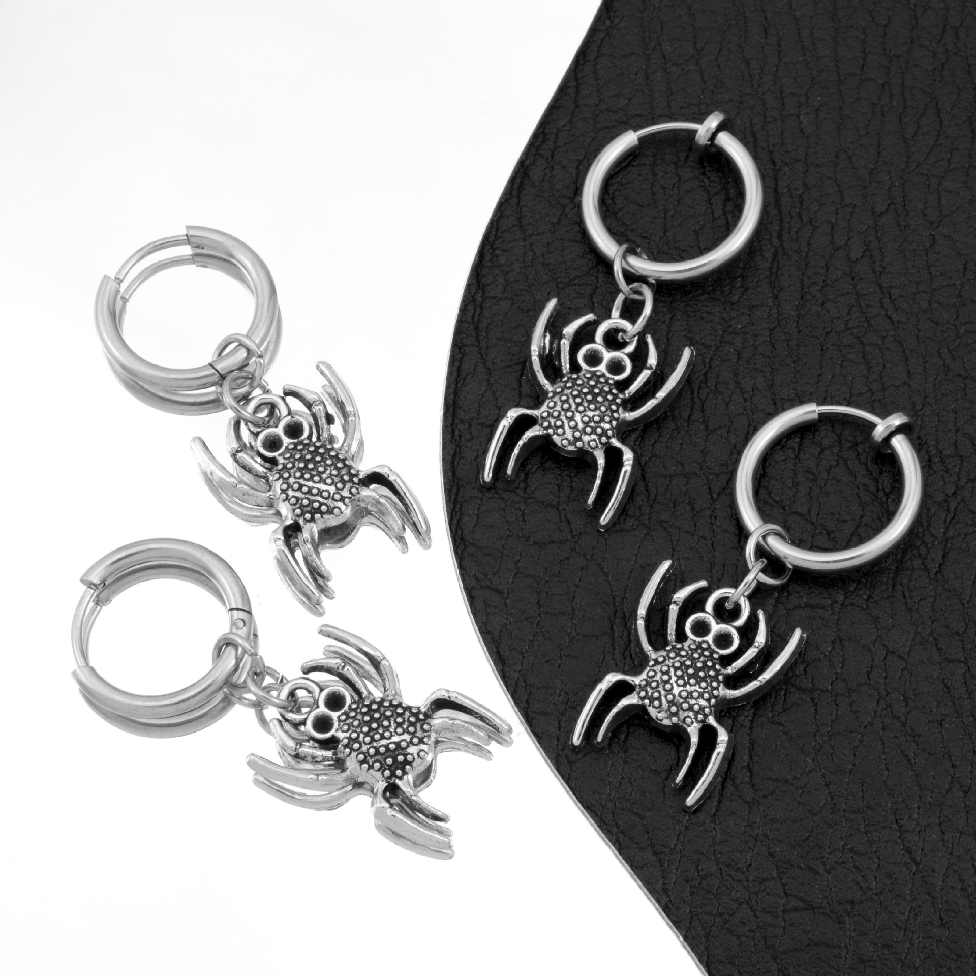 Alloy Personalized Cartoon Spider Web Halloween Earrings Ear Clips for Men and Women, Fun and Spooky Spider Ear Accessories