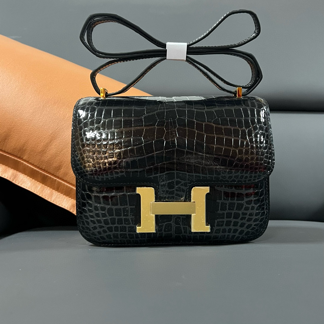 Hermes Constance Mini 19-24