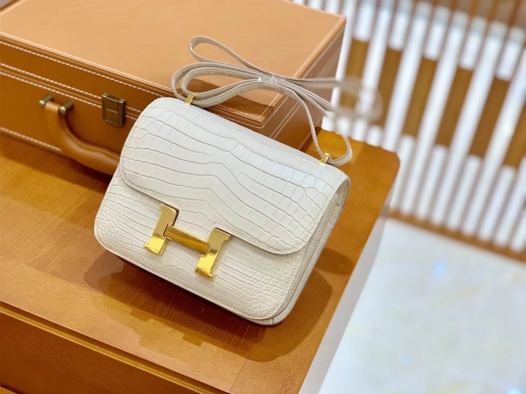 Hermes Constance Flight Attendant Bag, Wool White, Grade 1, Nile Crocodile, Top Level, Premium Level, Gold Clasp, 18cm