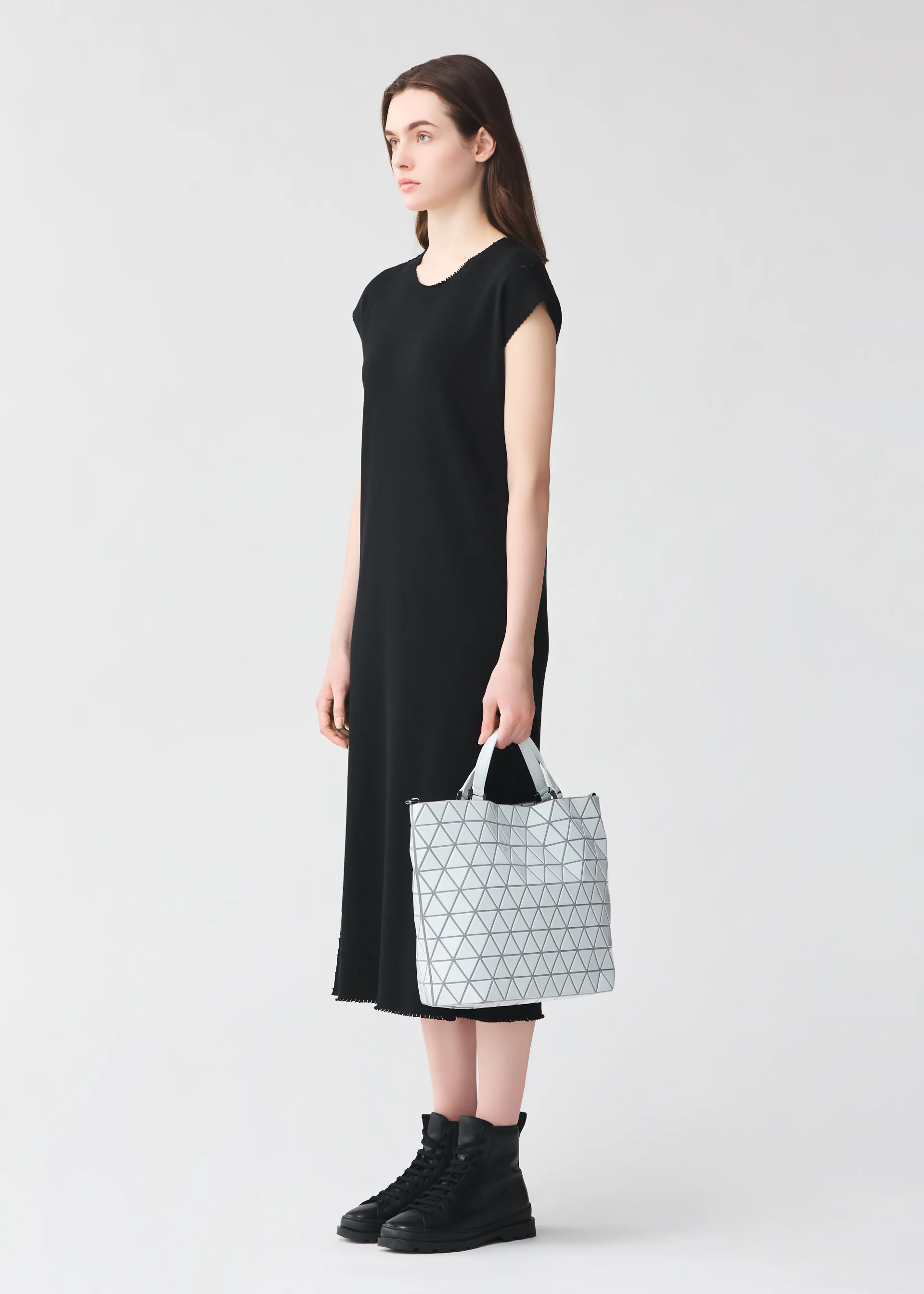 CRYSTAL GLOSS HANDBAG