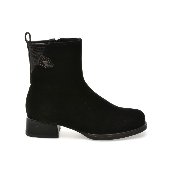 Ghete EPICA negre, W1382, din piele intoarsa
