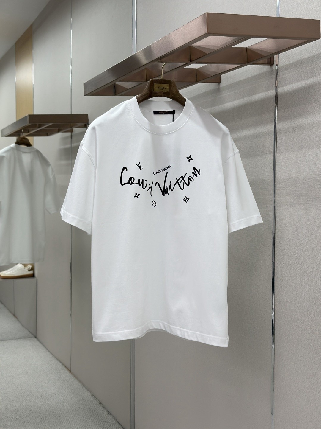 L X V T-Shirts
