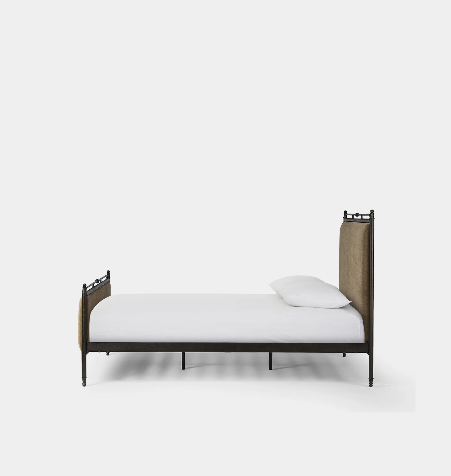Leyla Bed