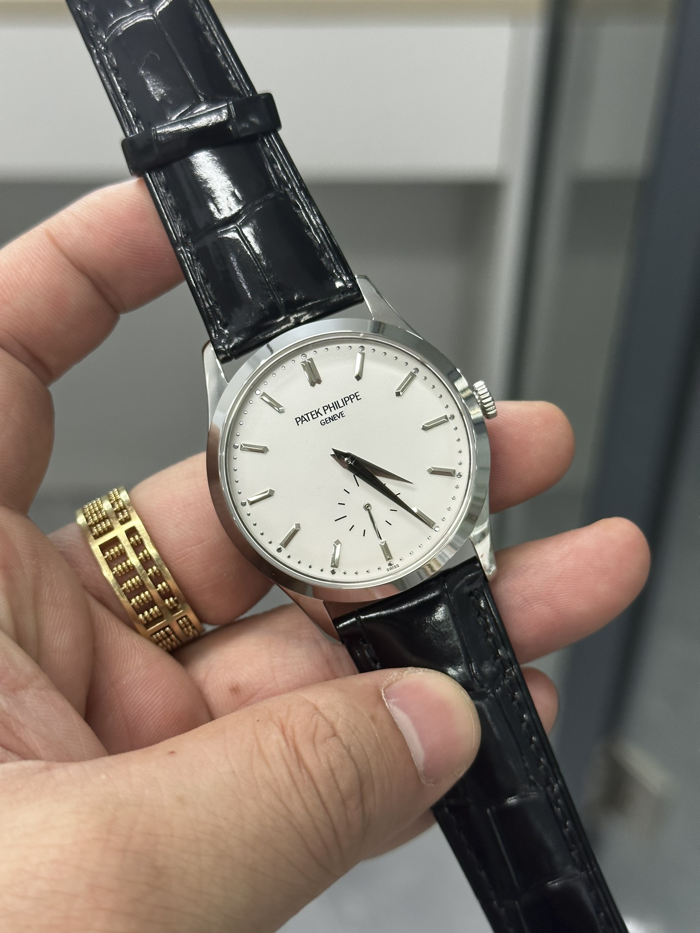Patek Philippe Calatrava Silver Dial 18 kt White Gold 5196G 001