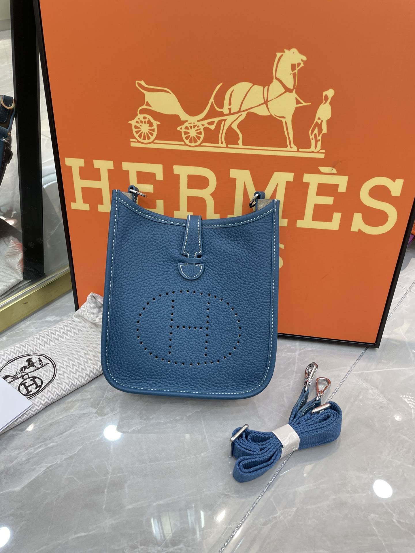 Hermes Evelyn 18-30