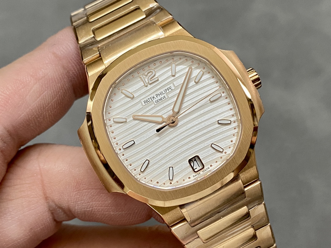Replica Patek Philippe Nautilus 7118 1R 001 40mm Mens Watch