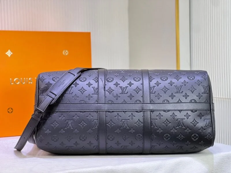 Louis Vuitton Keepall Bandouliere 50 M44810
