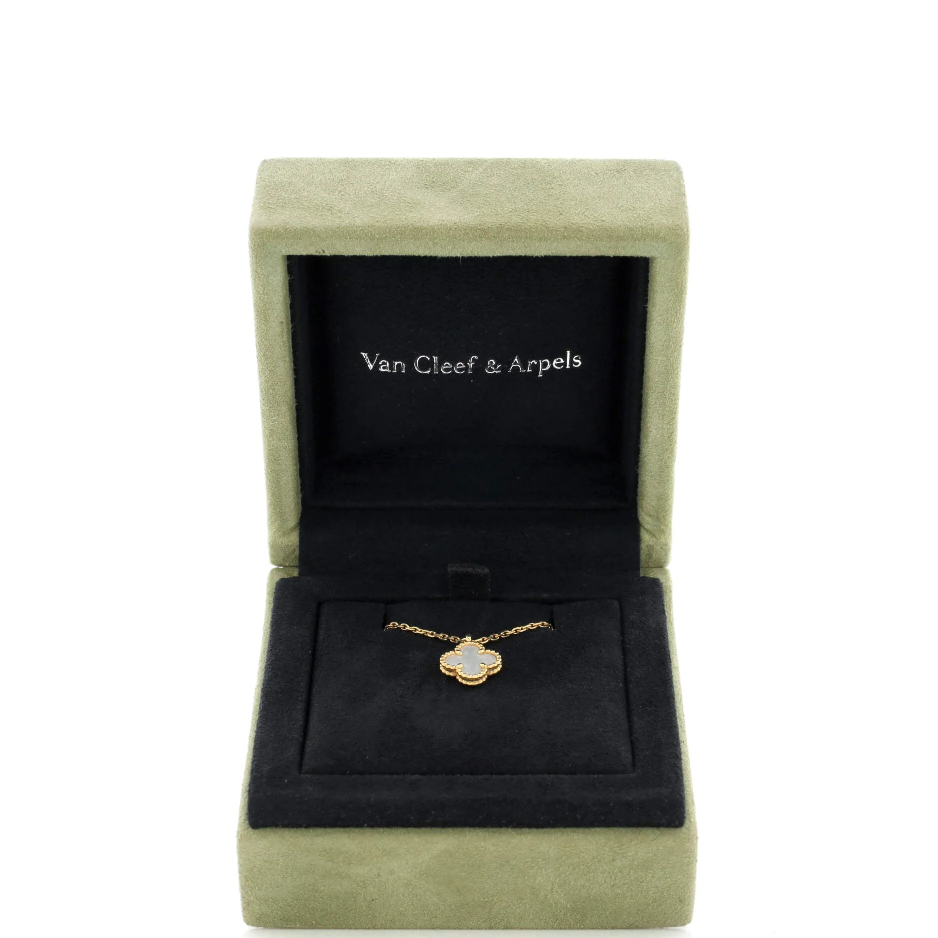Sweet Alhambra Pendant Necklace 18K Yellow Gold and Mother of Pearl