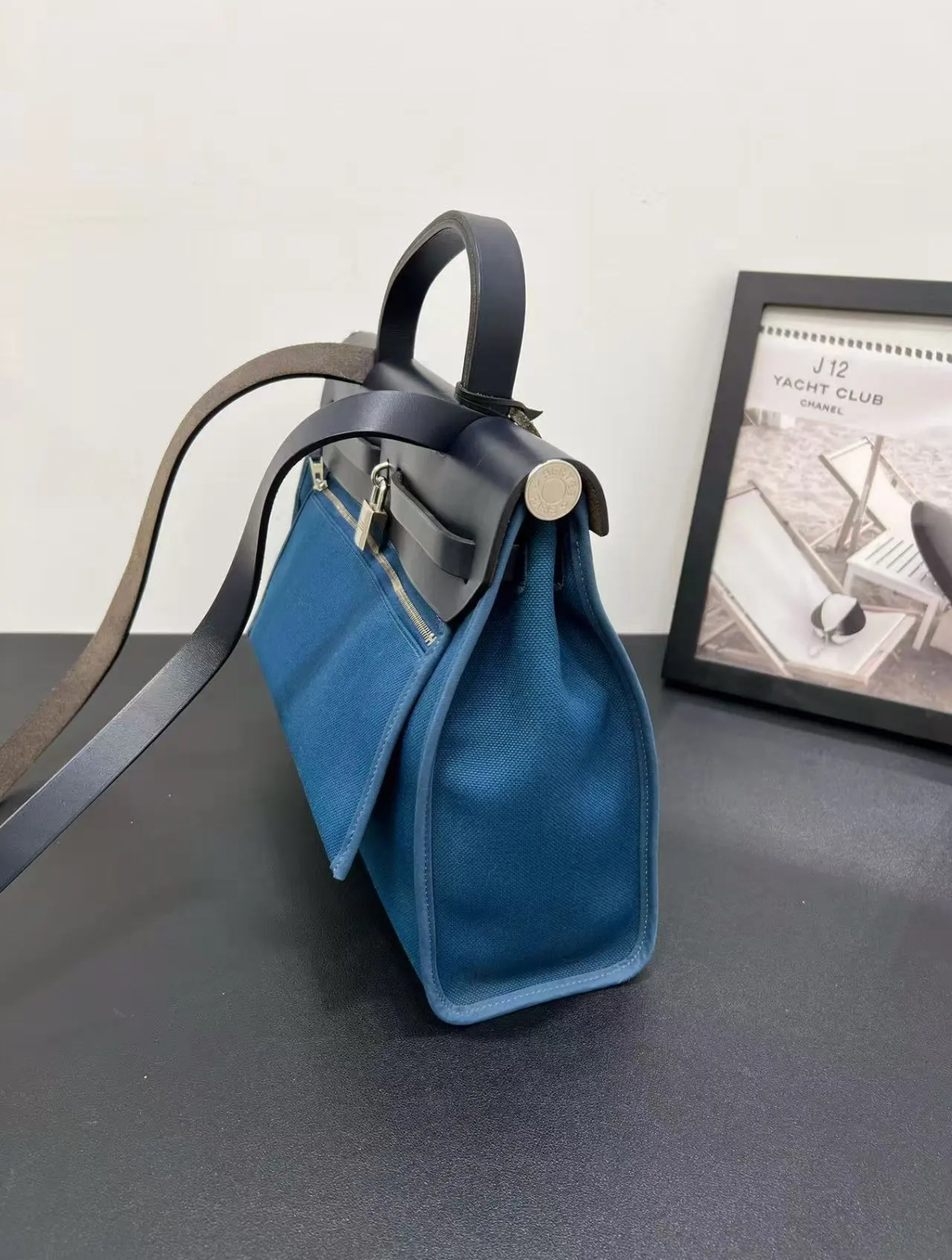 Herbag 31 blue black leather tote bag