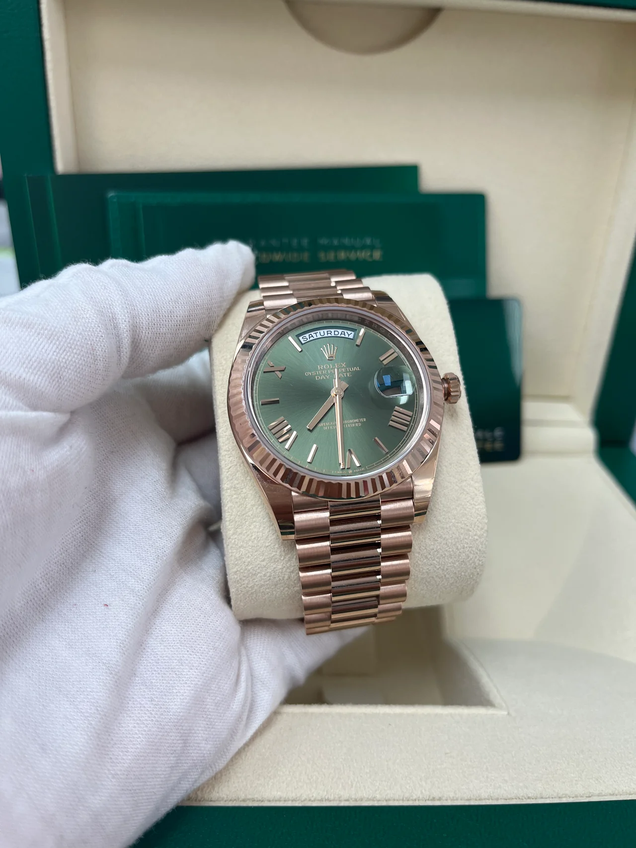 Rolex Day Date 40 18k Everose Gold Olive Green Dial m228235 0025 40mm