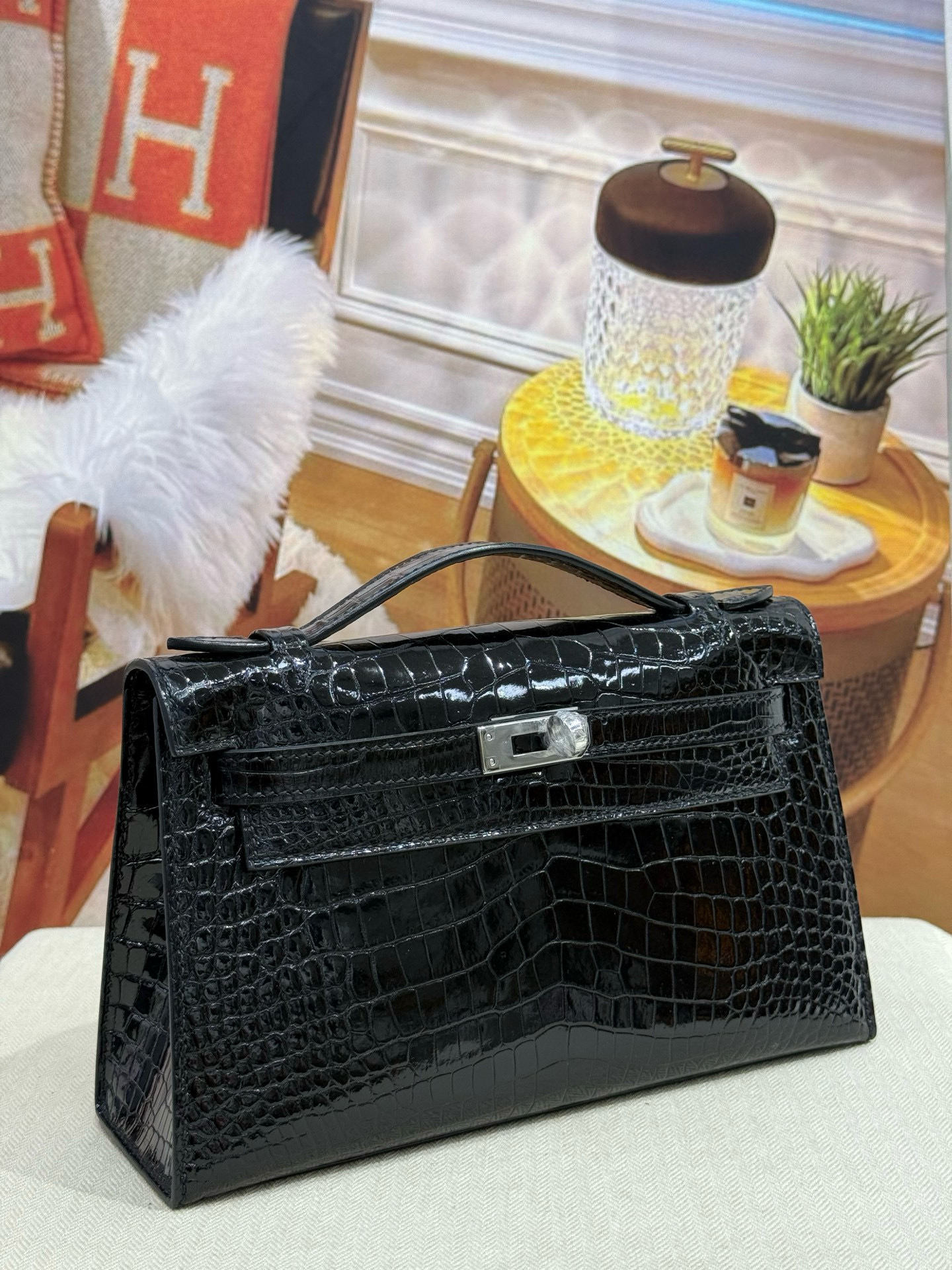 HERMES Kelly Pochette 22 Noir Black Crocodile Silver Hardware