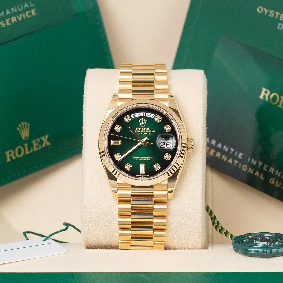 【Super Clone】RLX  Day-Date "President" 36mm Yellow Gold Green Ombre Diamond Dial - 128238