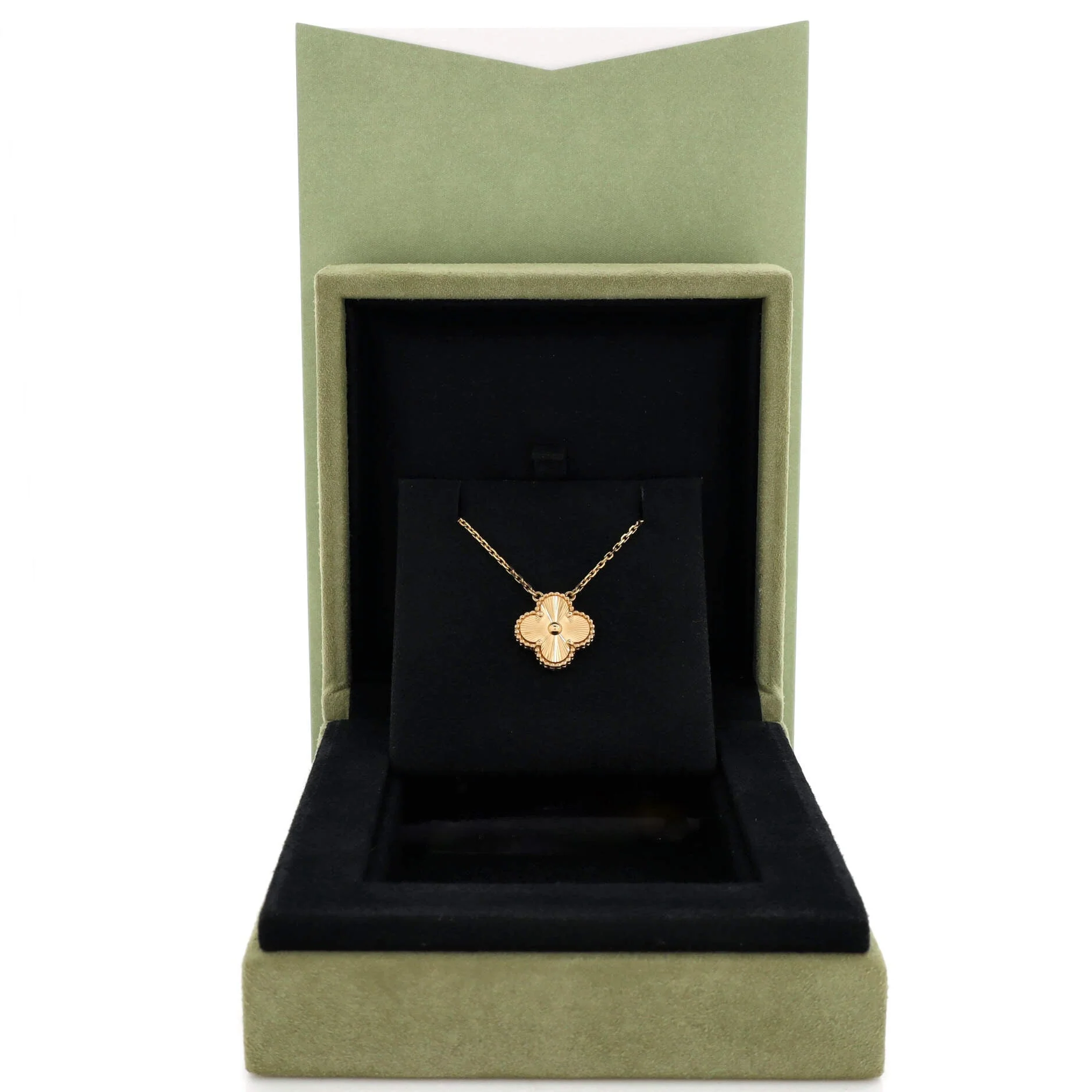 Vintage Alhambra Pendant Necklace Guilloche 18K Yellow Gold