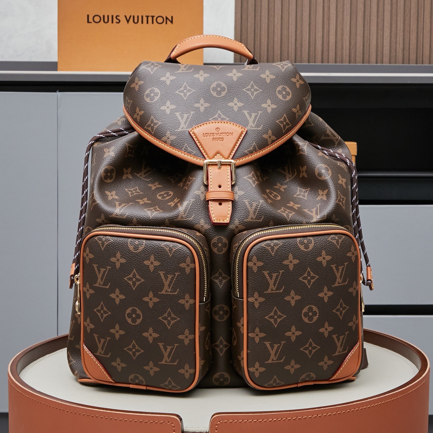 L X V Montsouris Cargo Backpack M14015 Size：40x17x34cm