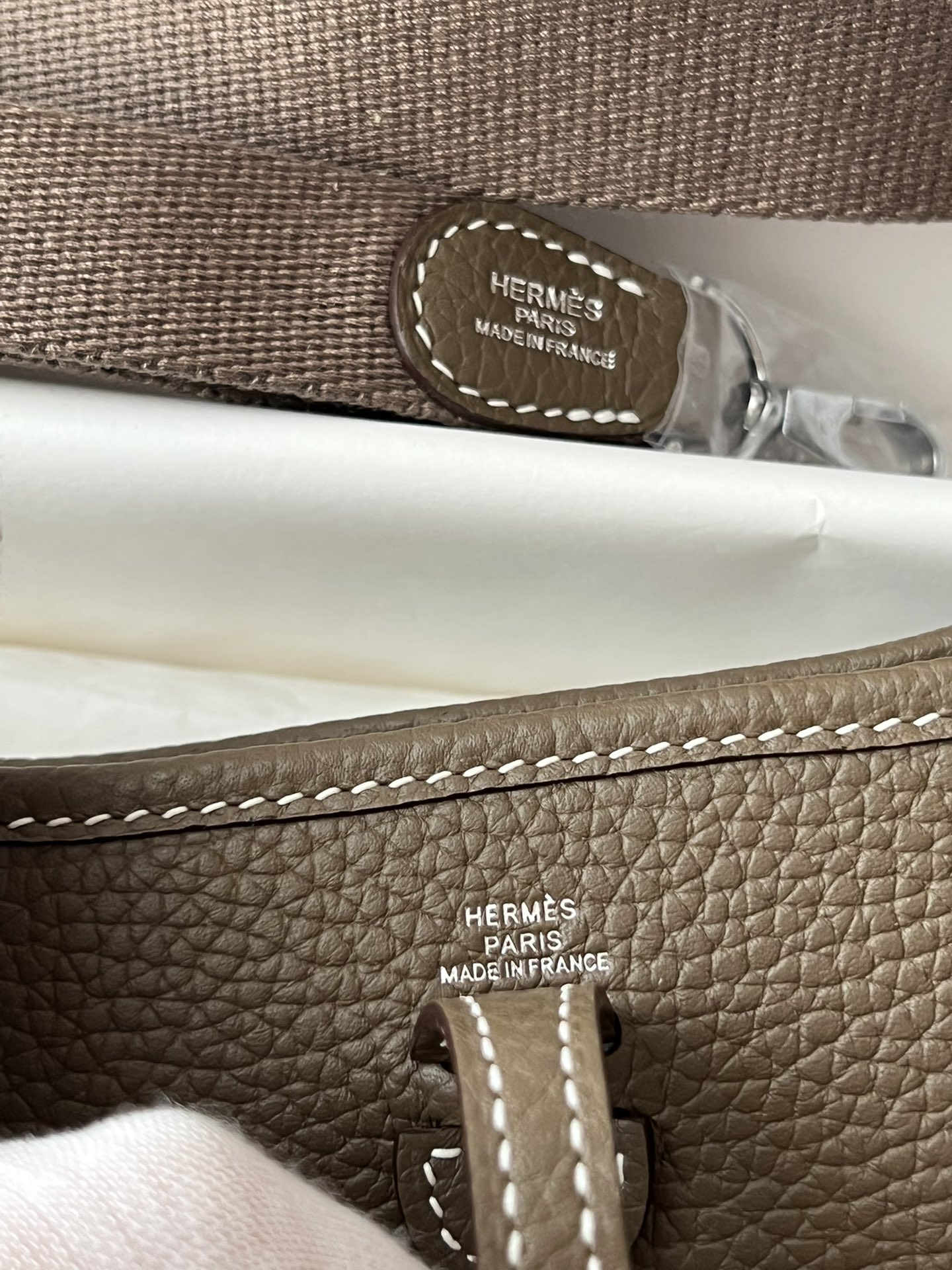 Hermes Evelyn 𝖬𝗂𝗇𝗂 17 Palladium Hardware -Top master
