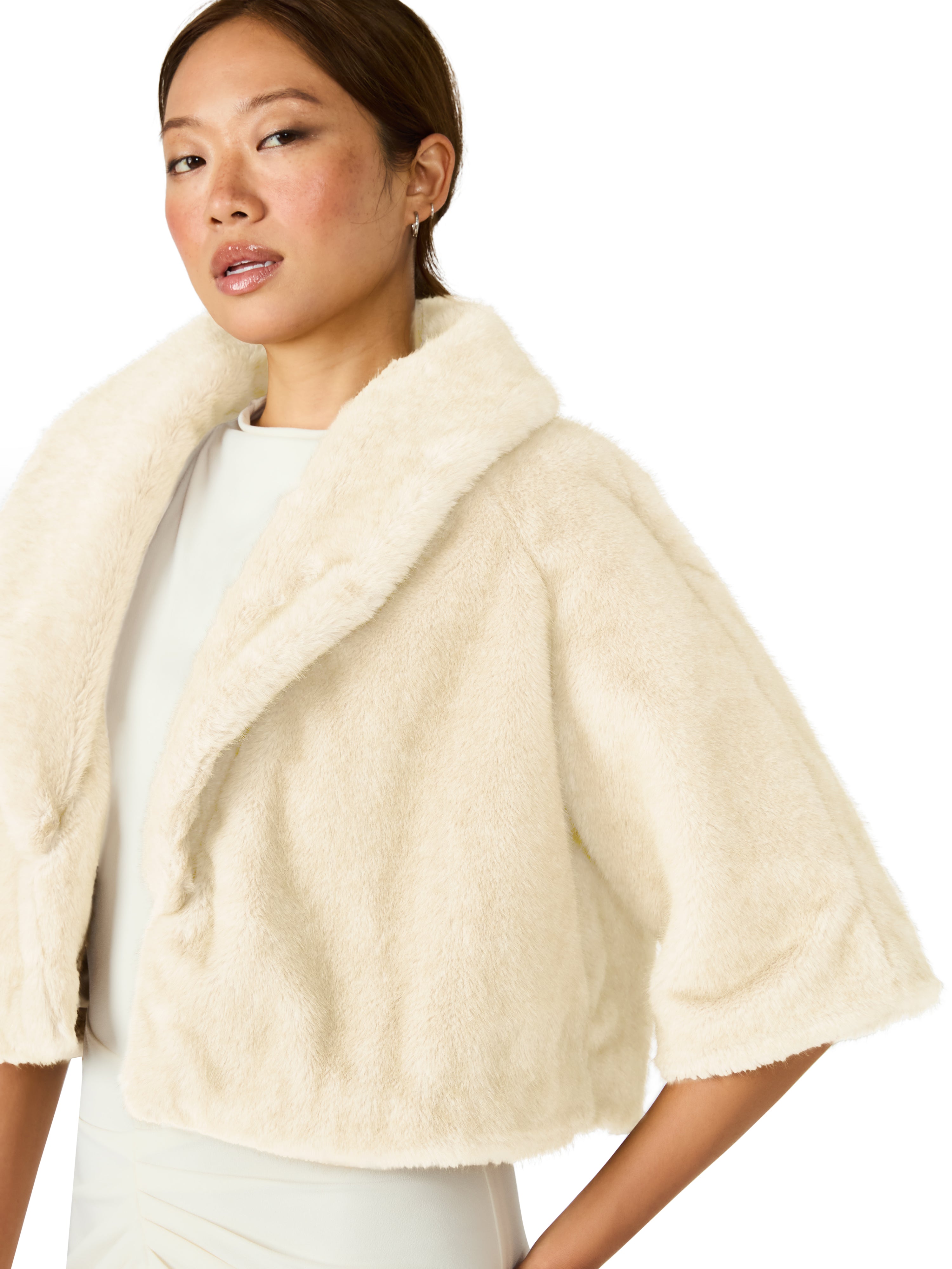 Hestia Coat Cream