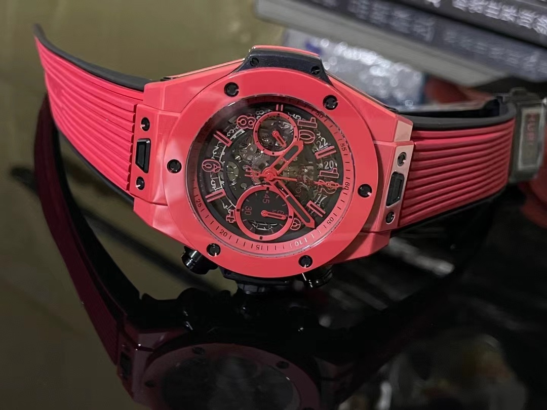 Hublot Big Bang Unico Red Magic Ceramic 411.CF.8513.RX 45mm