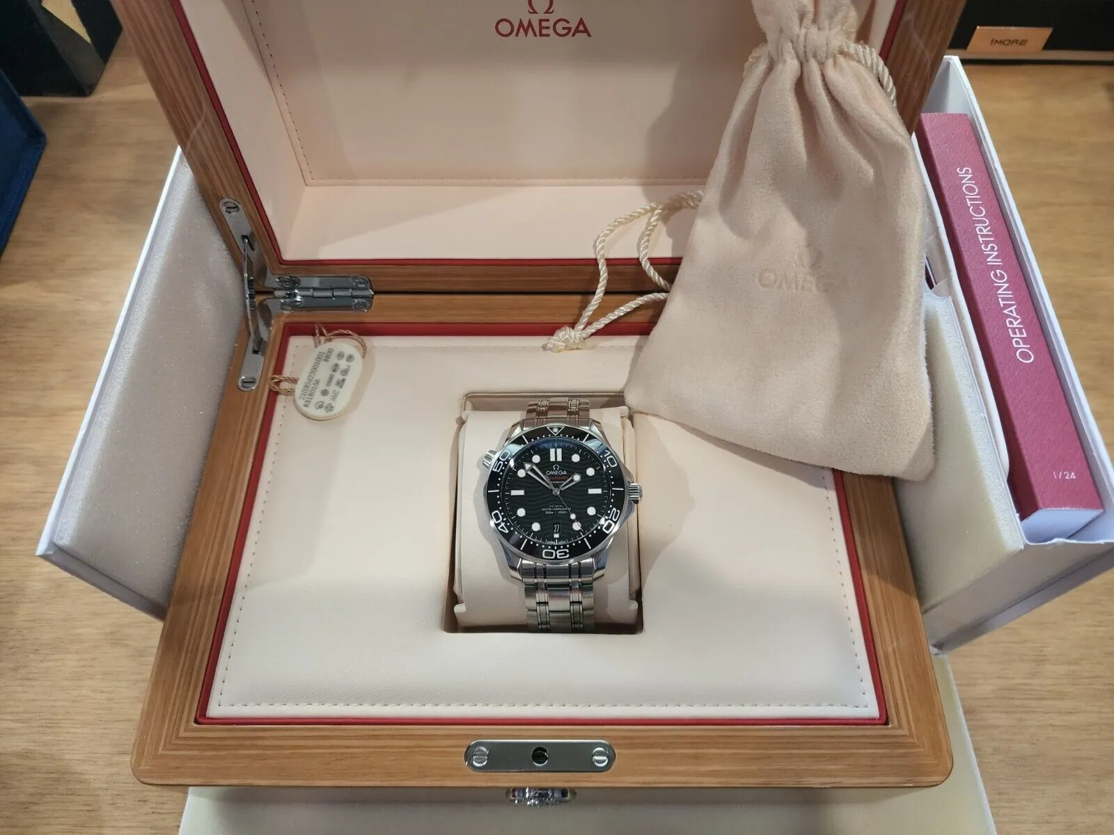 DIVER 300M CO‑AXIAL MASTER CHRONOMETER 42 MM