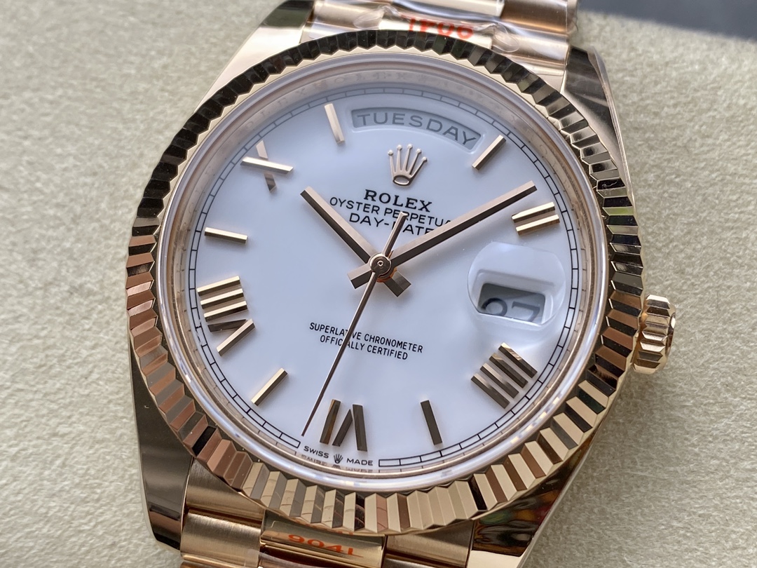 Rolex Day-Date 228235 White Roman Numeral Dial Fluted Bezel 40mm Mens Replica Watch