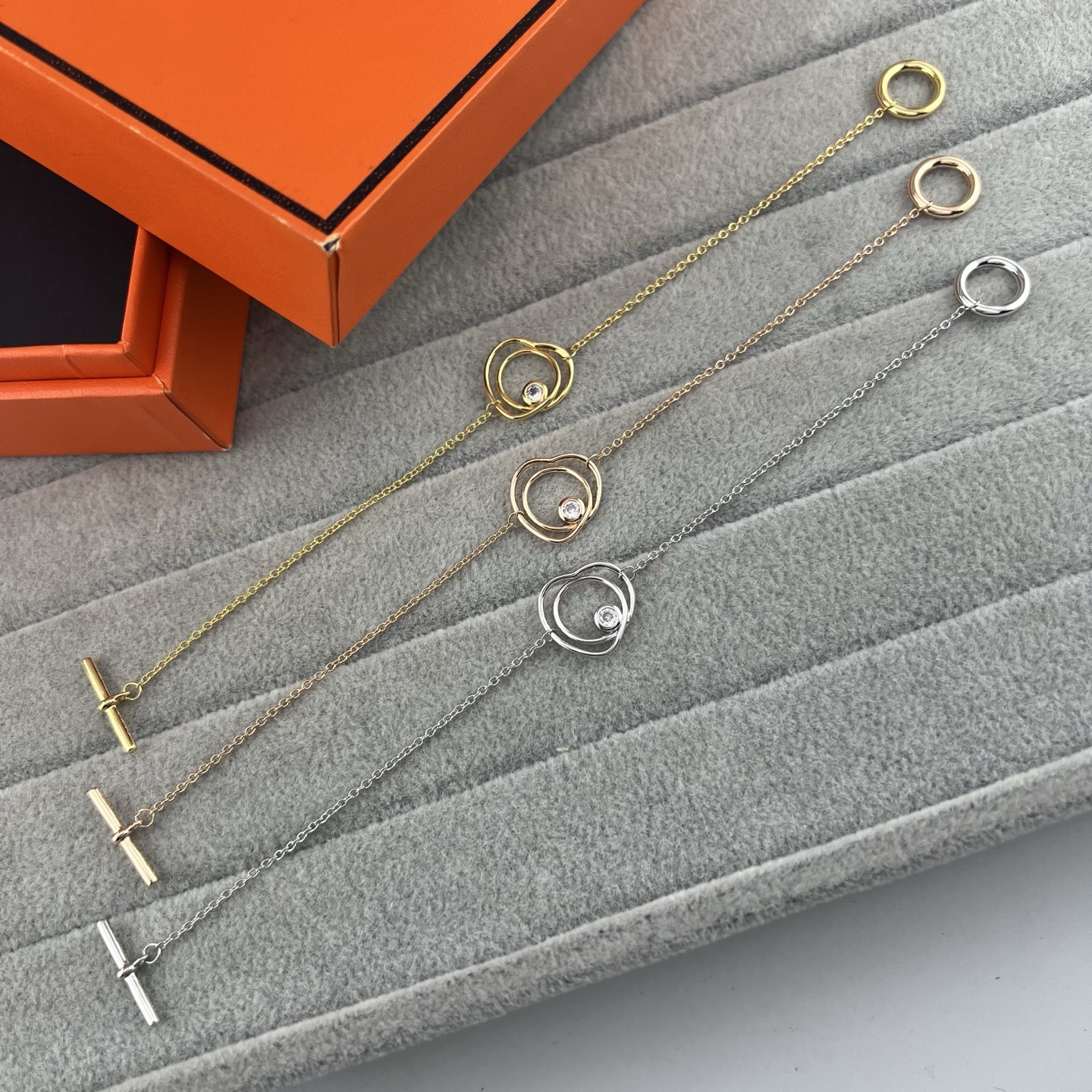 Double-loop single-diamond heart-shaped TO clasp bracelet - Artisantouchss
