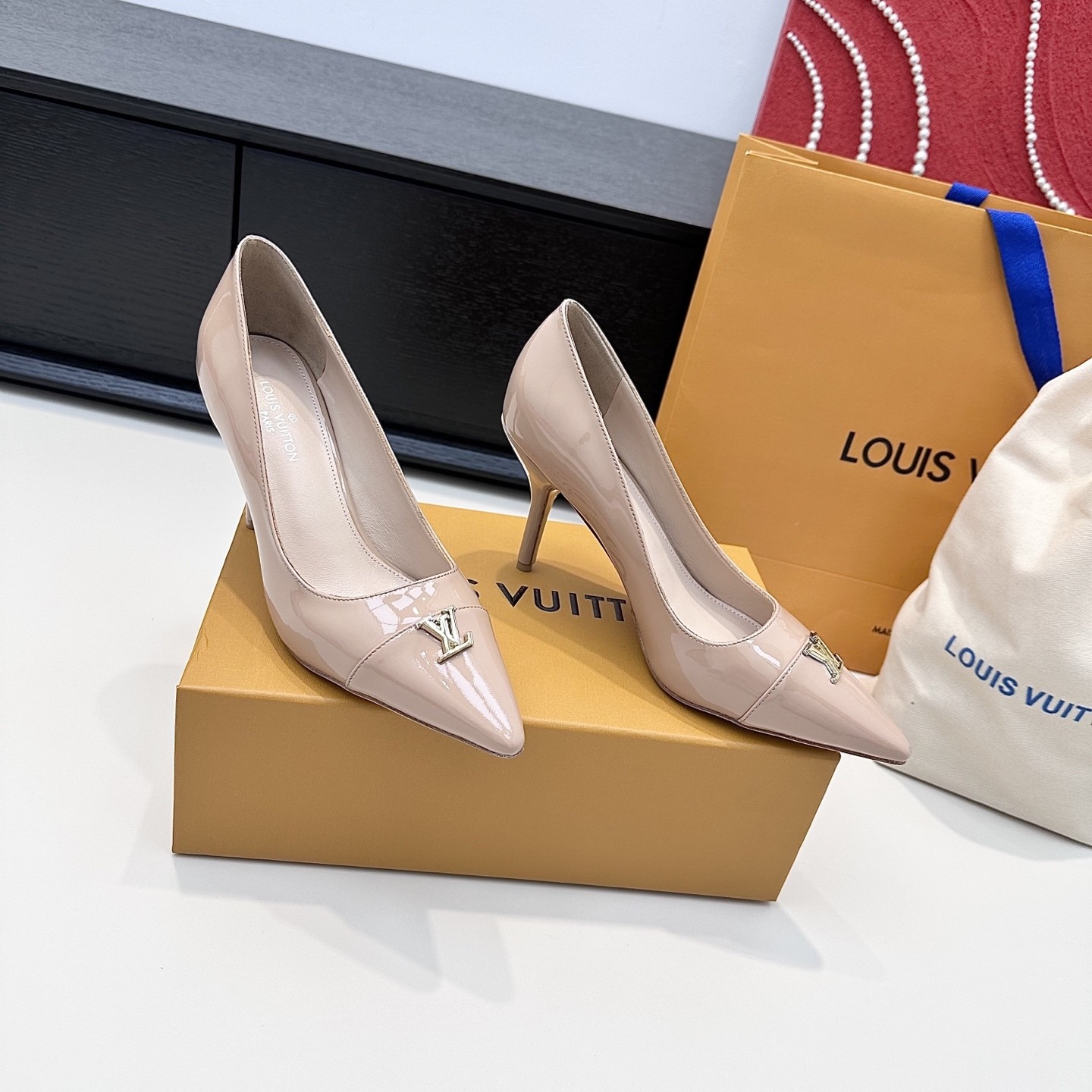 L X V High Heels 10cm