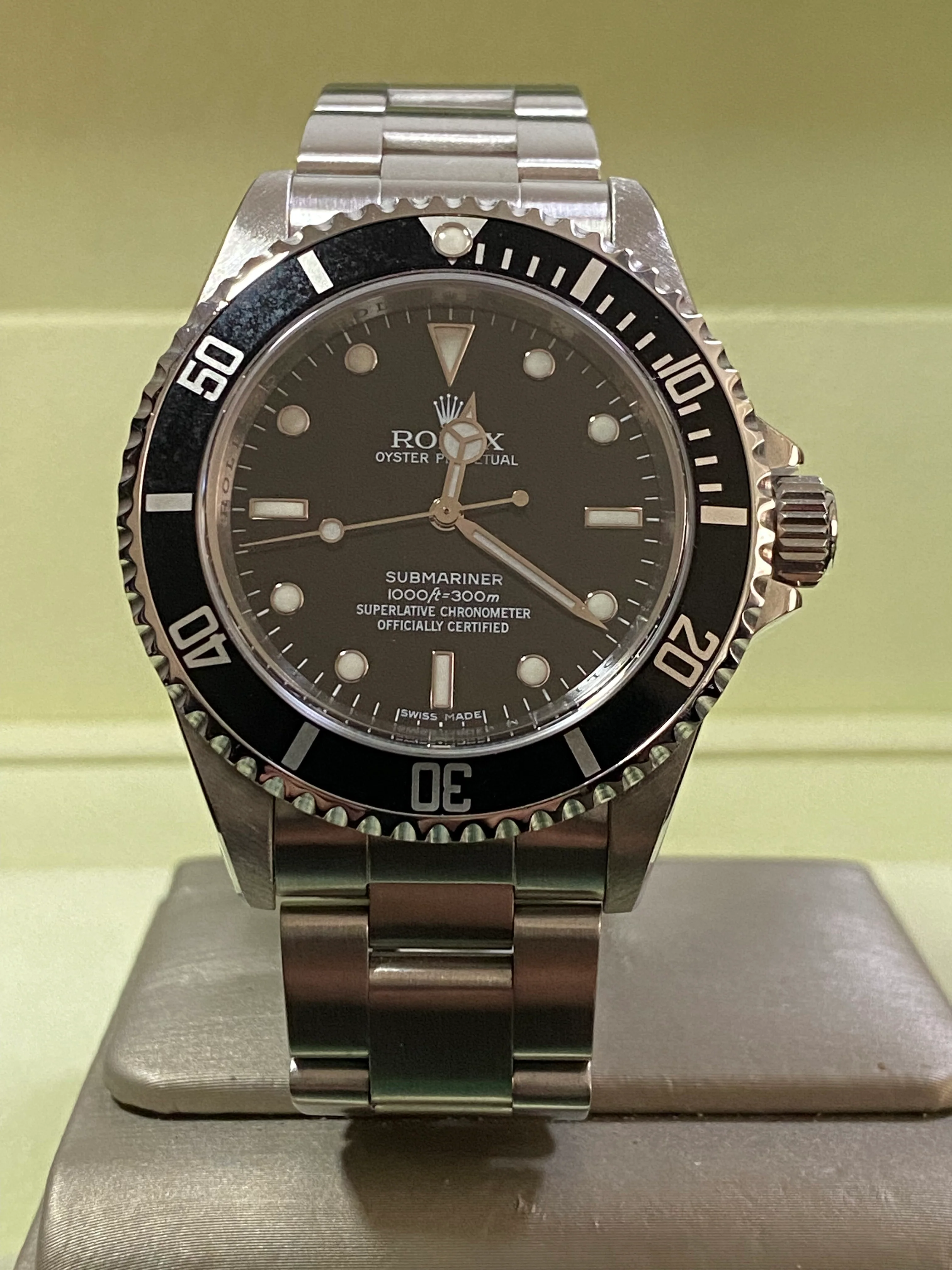 Rolex,Submariner Steel No-Date Submariner - M serial - Pre Ceramic Bezel - Black Dial - 14060M
