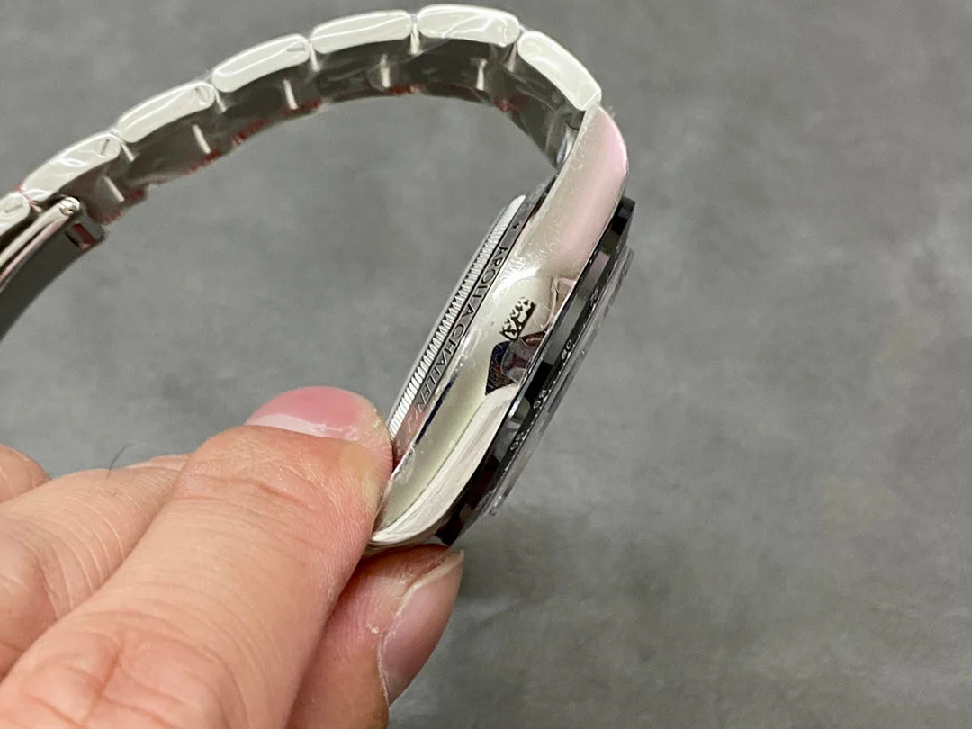 Rolex Daytona 40mm Silver Black