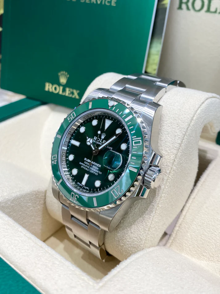 Rolex Submariner Date 116610LV Stainless Steel Oyster 40MM Green Dial Mens Replica Watch