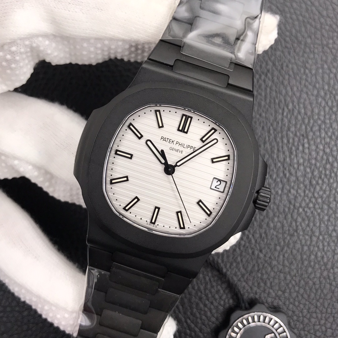 Replica Patek Philippe Nautilus 5711 40MM Mens Watch