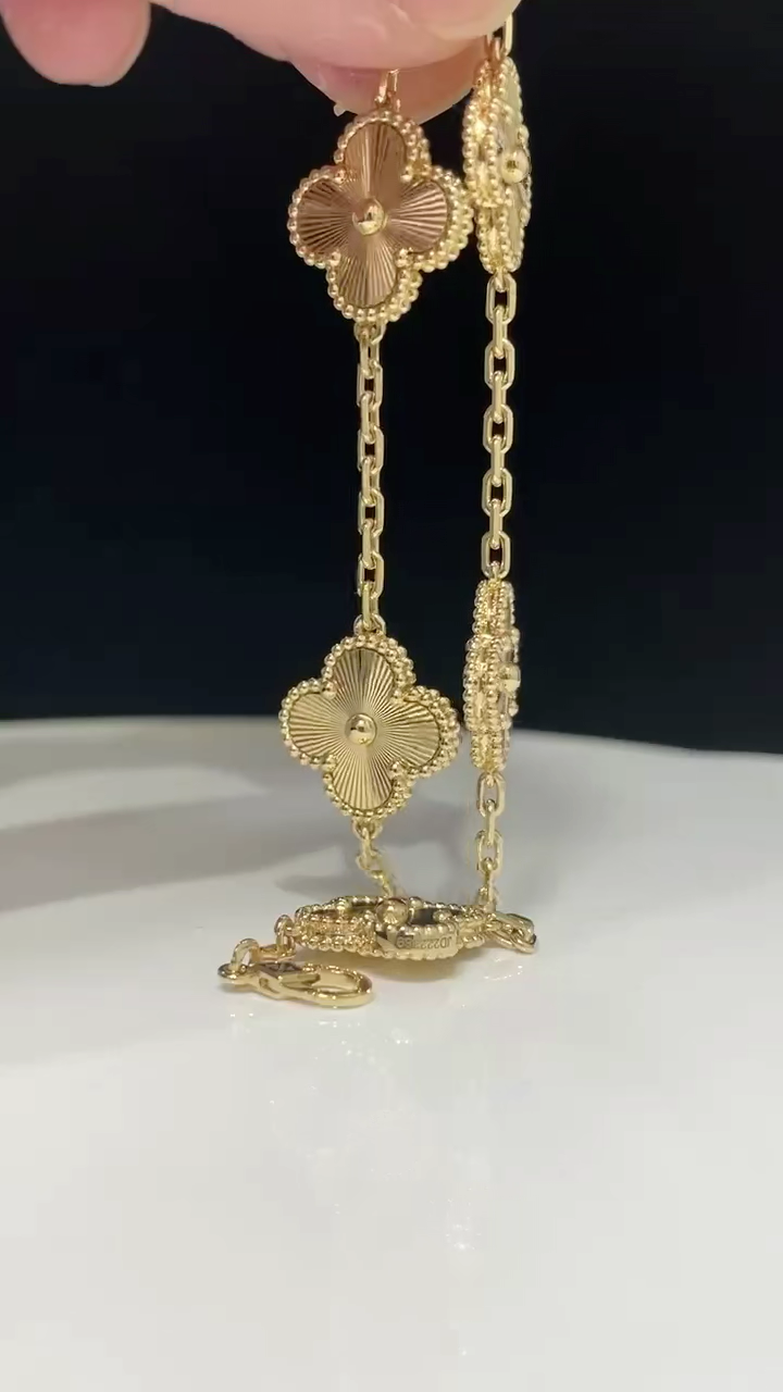 Four-leaf clover laser-cut floral bracelet - Artisantouchss