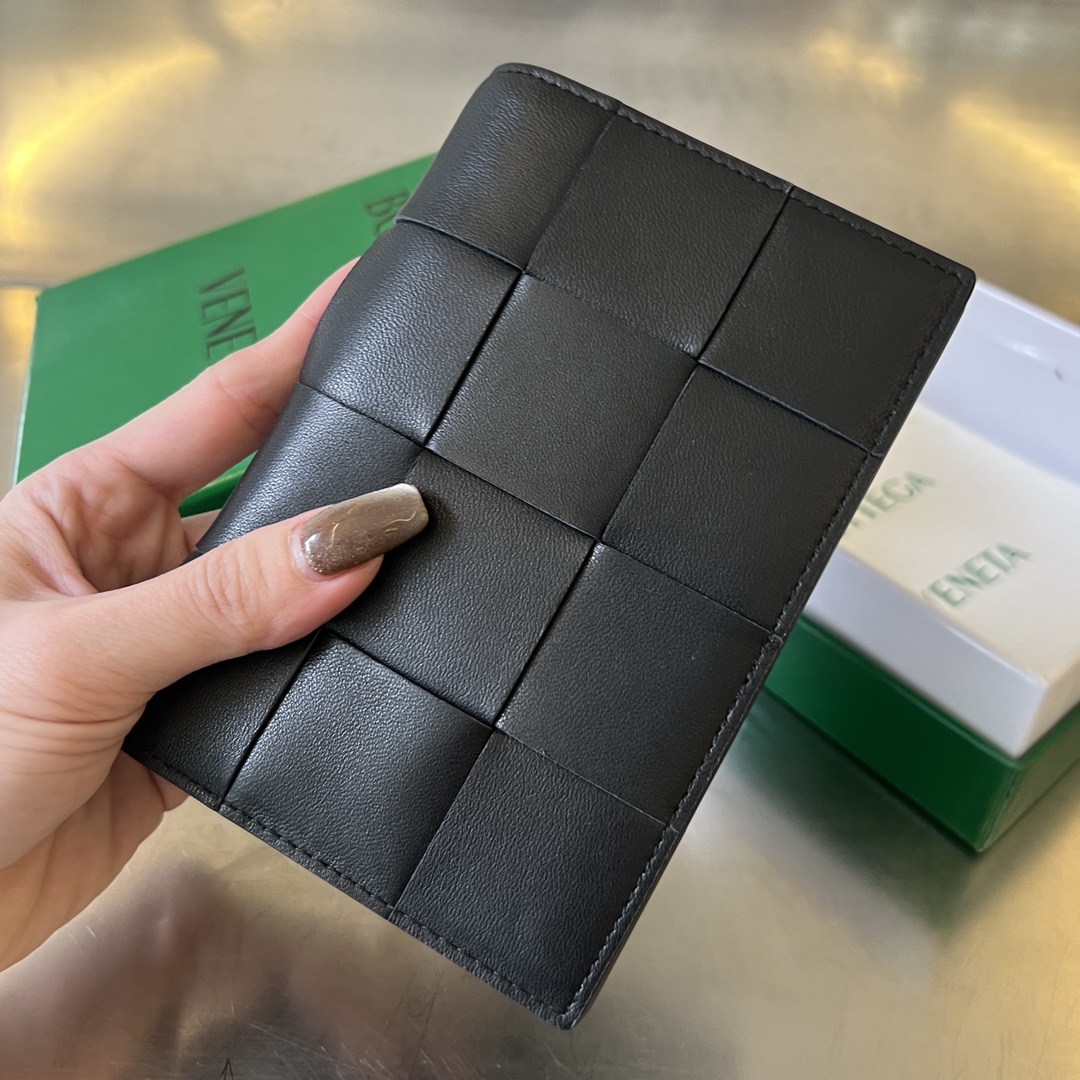 Bottega Veneta Card Holder Size 13*10cm