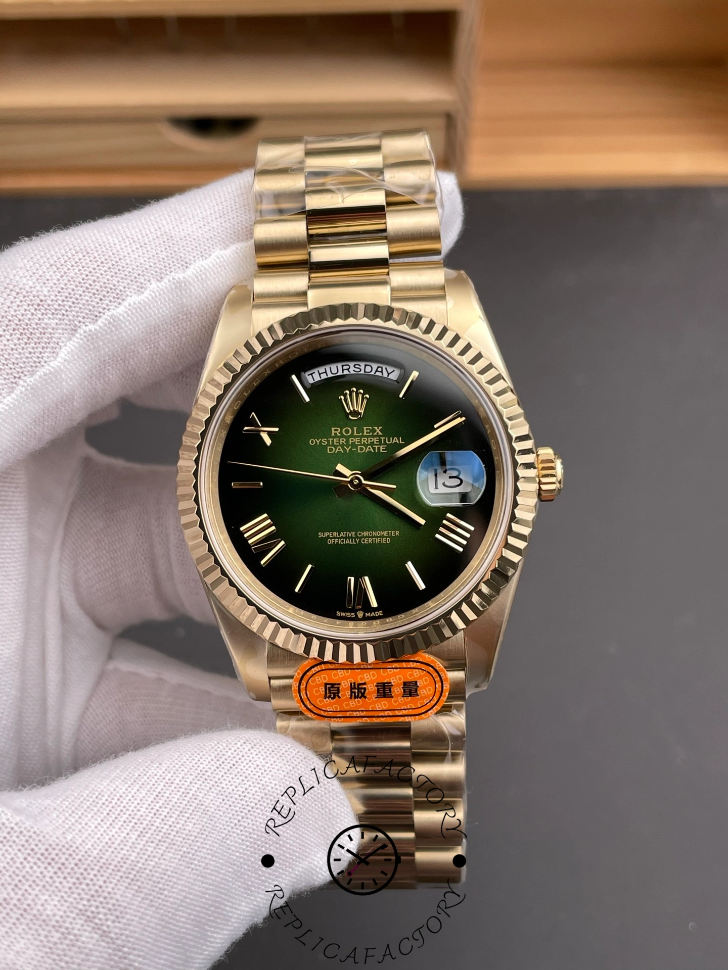 Rolex Day Date 40 Yellow Gold Green Ombre Dial M228238 0069 Replica