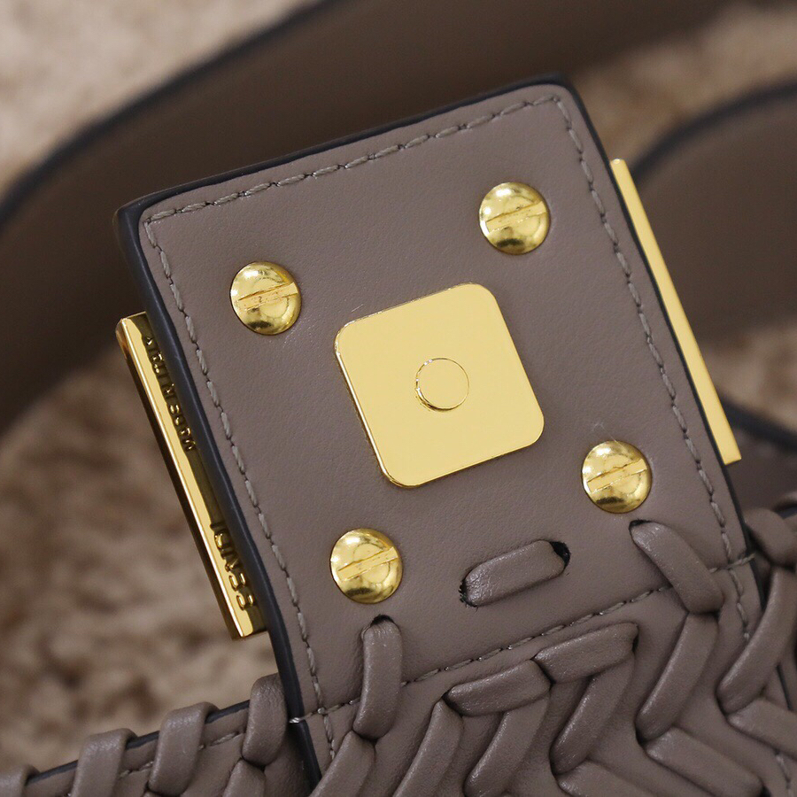 Fendi New Shoulder Bags 27*6*15cm