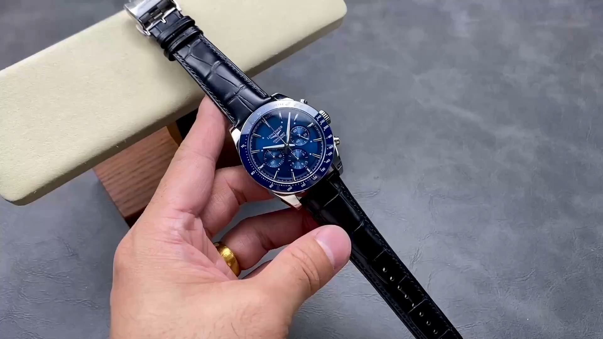 Longines L3.835.4.92.6 Conquest 42 Ceramic 1:1 Clone Tachymeter Chronograph