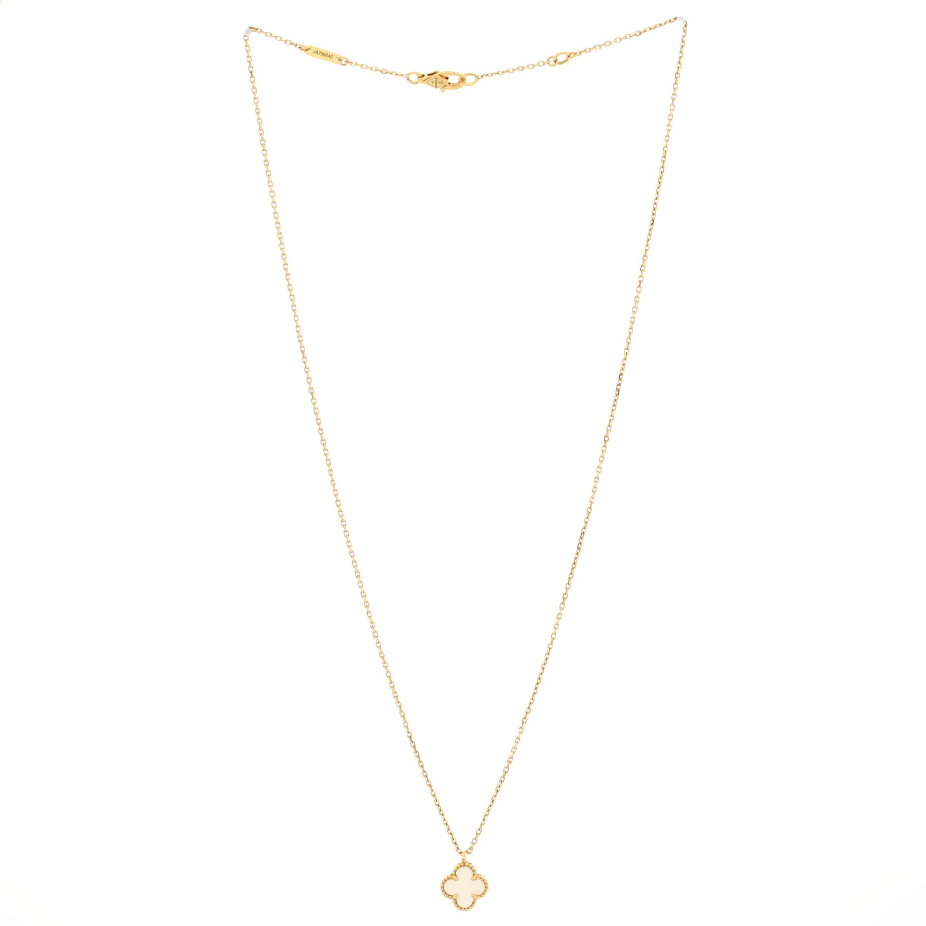 Sweet Alhambra Pendant Necklace 18K Yellow Gold and Mother of Pearl