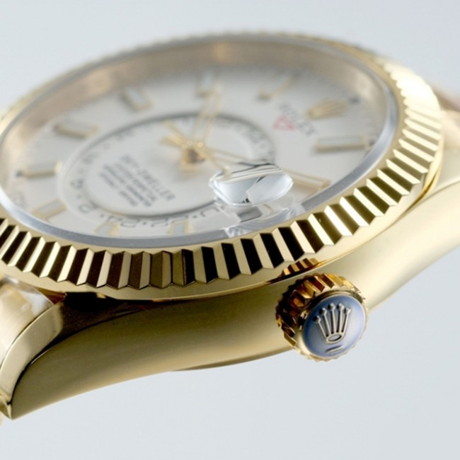 Sky Dweller White Index 42mm