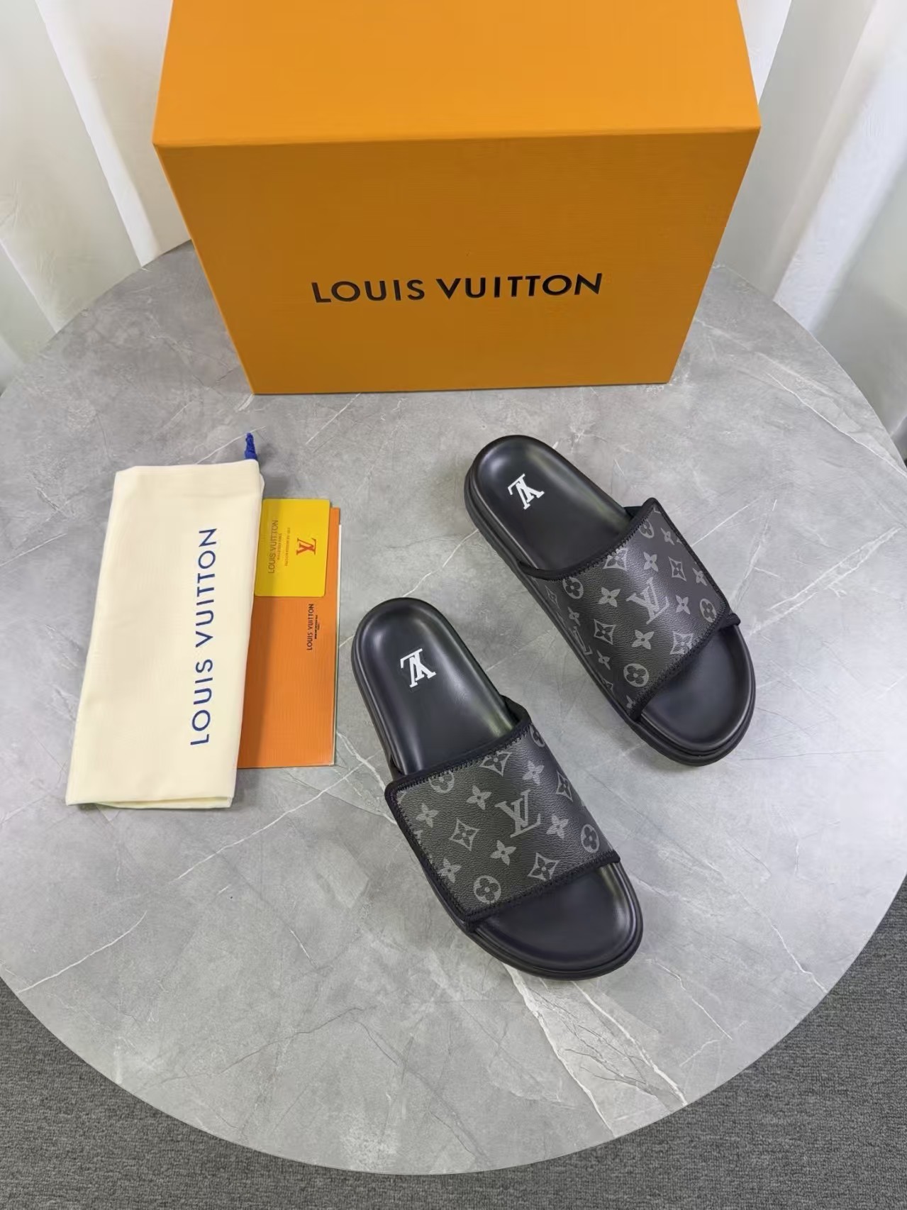 L X V SLIPPERS(Multiple colors) detail 13