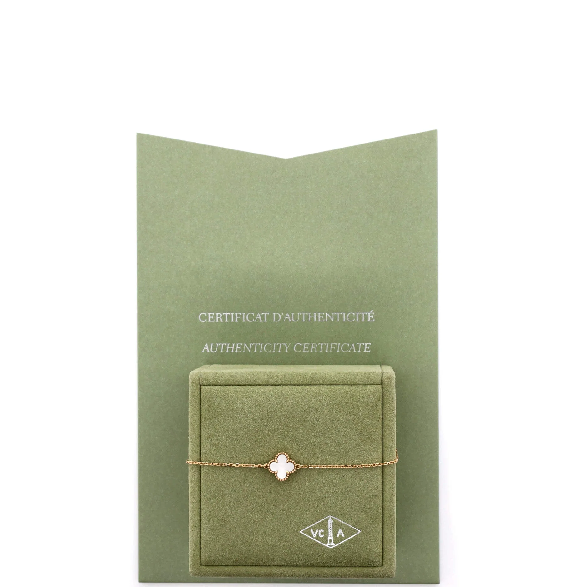 Sweet Alhambra Bracelet 18K Yellow Gold and Mother of Pearl