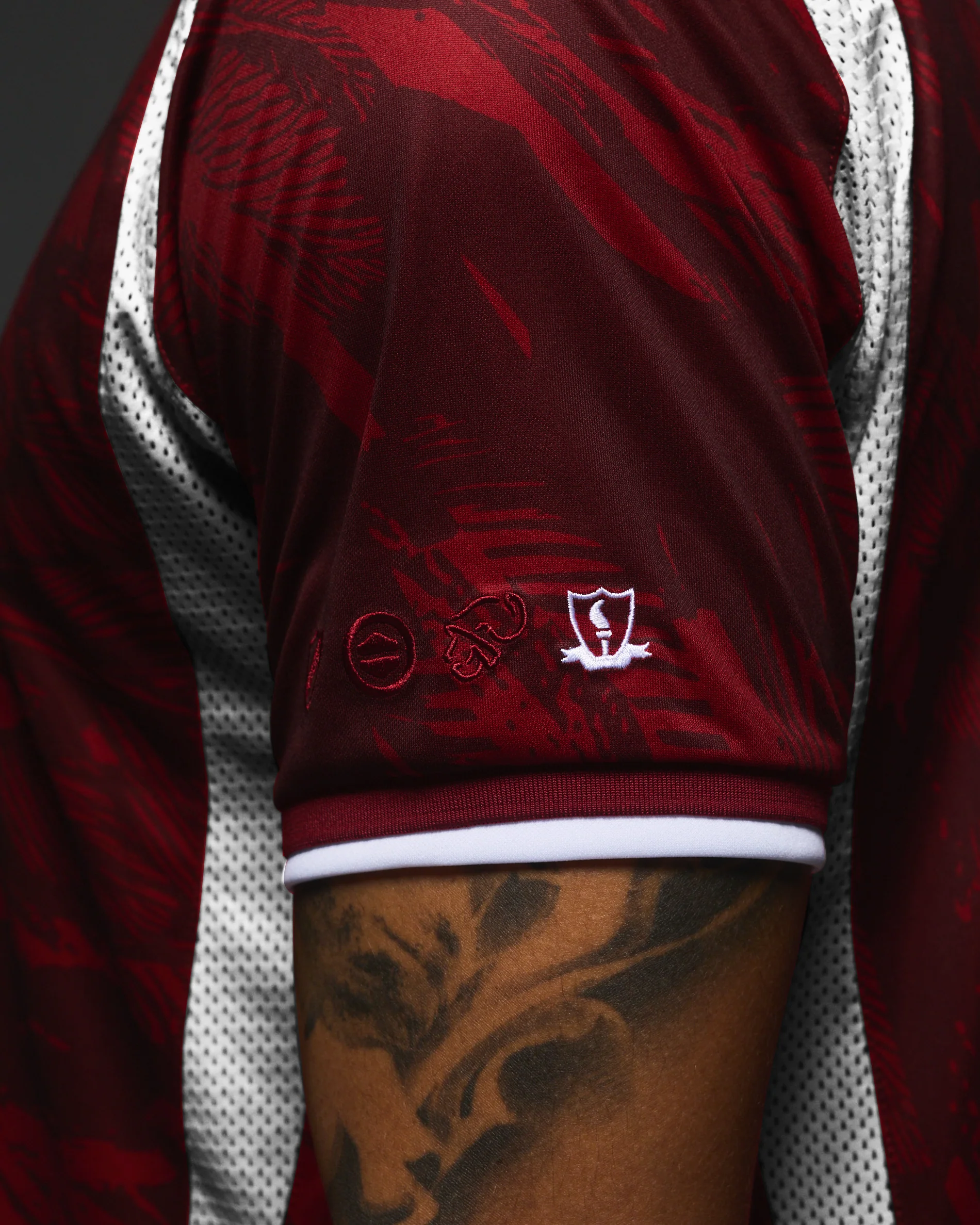 El Pistolero Jersey (The Reds)