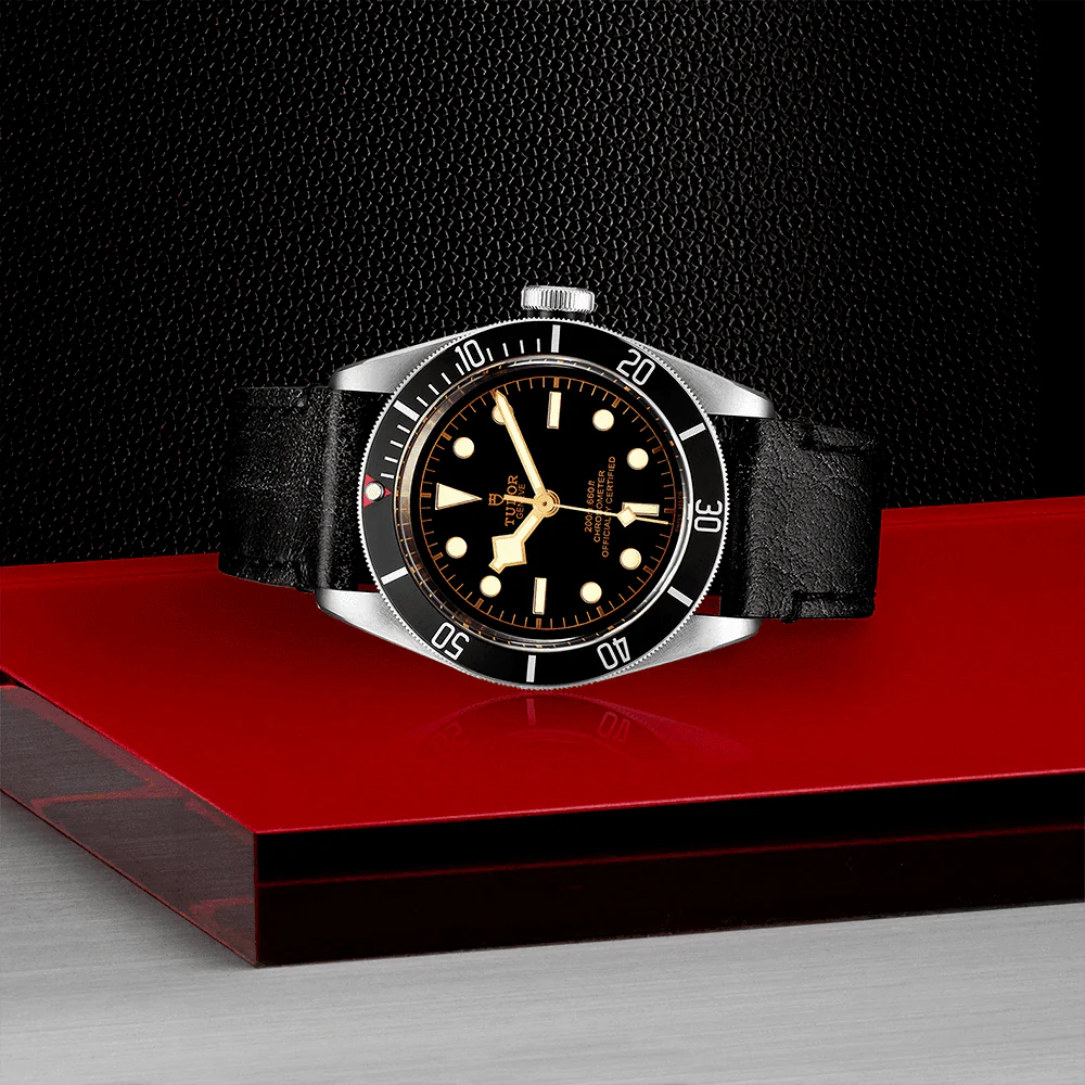 Black Bay 41mm Black Dial & Bezel Men's Automatic Strap Watch