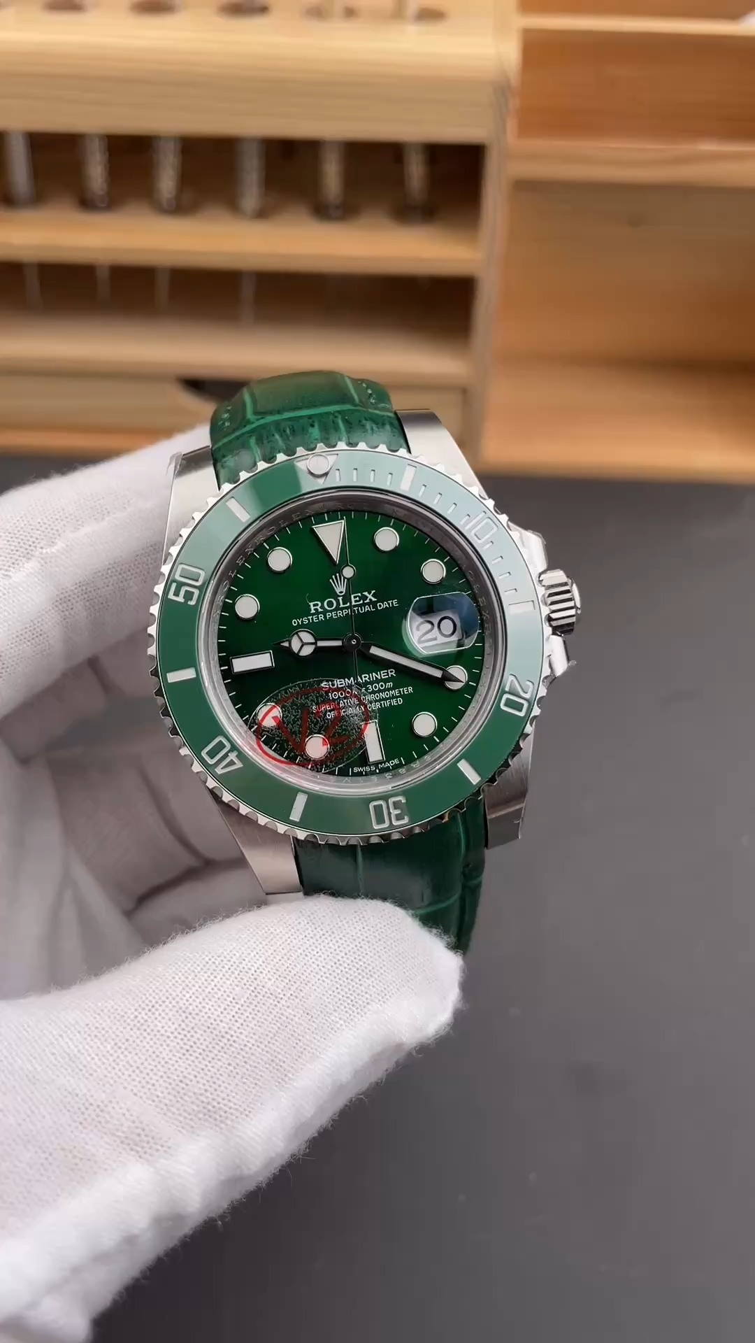 Rolex Submariner 116610LV 1:1 Clone Green Dial Leather Strap