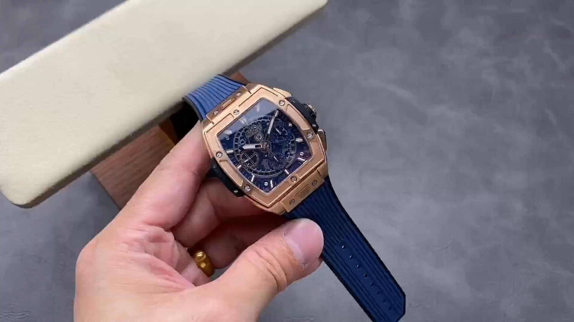 Hublot Spirit Of Big Bang Chronograph 642.OX.7180.RX 42MM Replica Watch