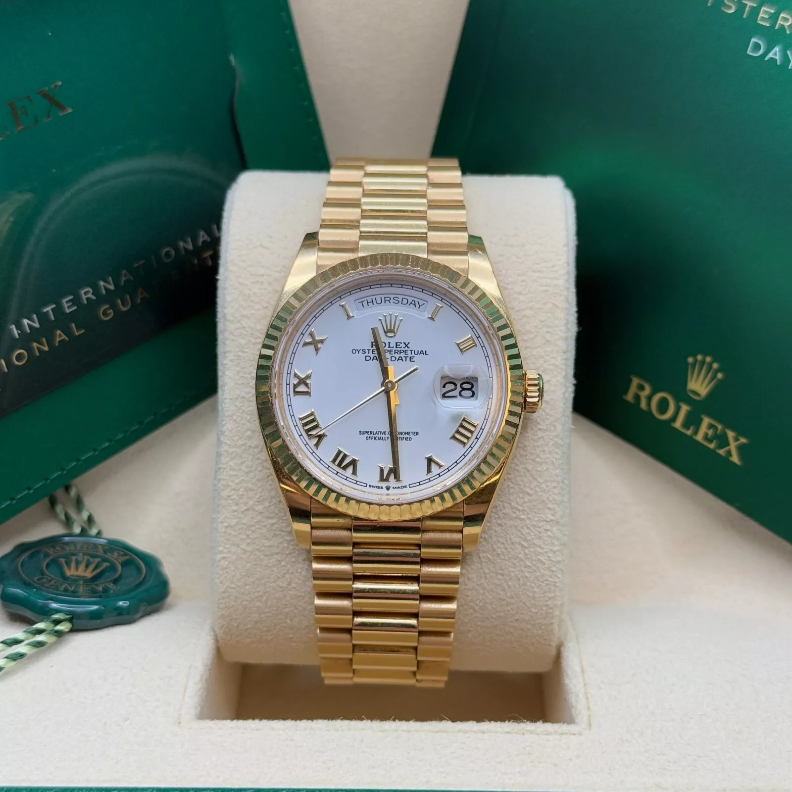 【Super Clone】RLX  Day-Date "President" 36mm Yellow Gold White Roman Dial Women Watch - 128238